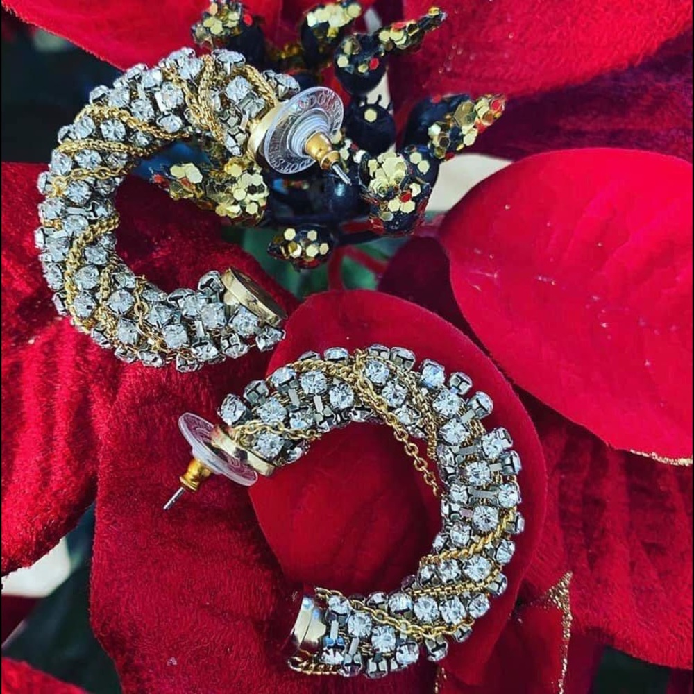 Stella & Dot gold bling earrings